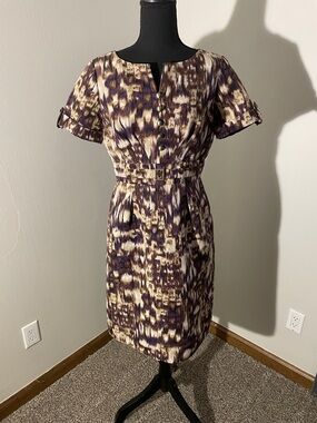 Alex Marie Purple and Cream Printed Sheath Dress sz 6